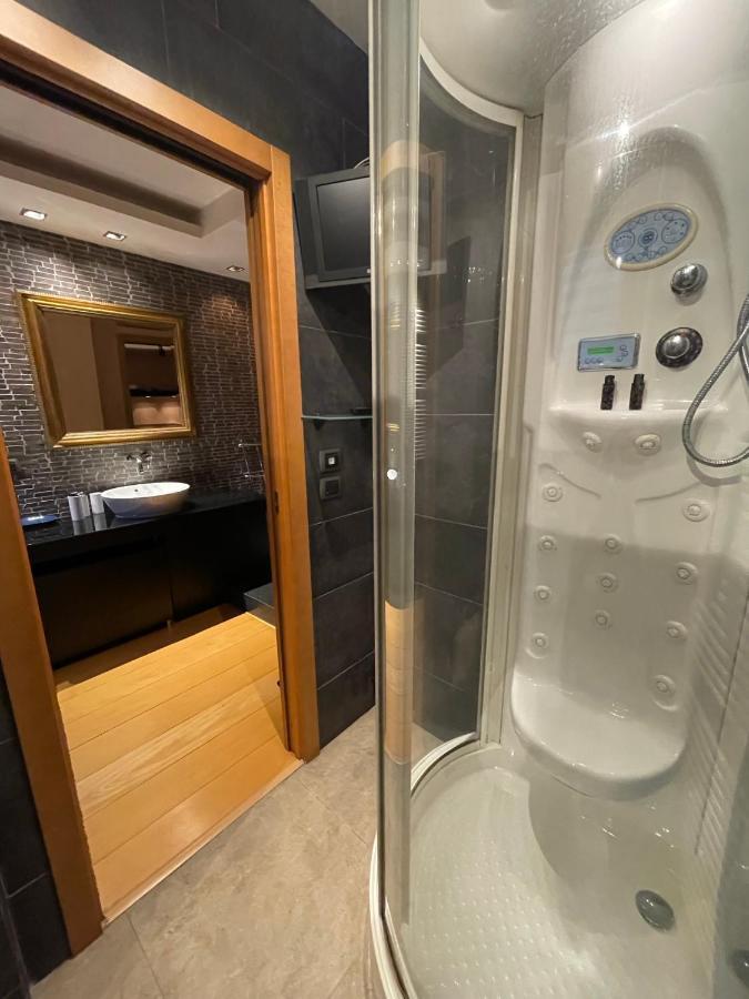 Attico Con Vista Spettacolare E Jacuzzi Daire Bolonya Dış mekan fotoğraf
